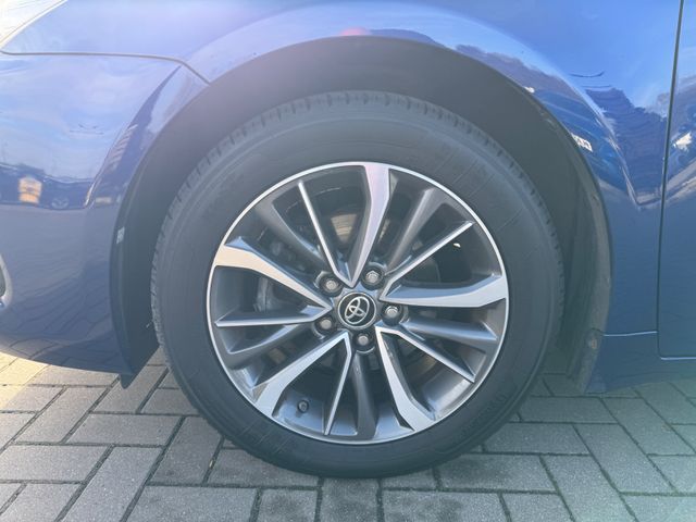 Toyota Avensis Touring Sports Business Edition