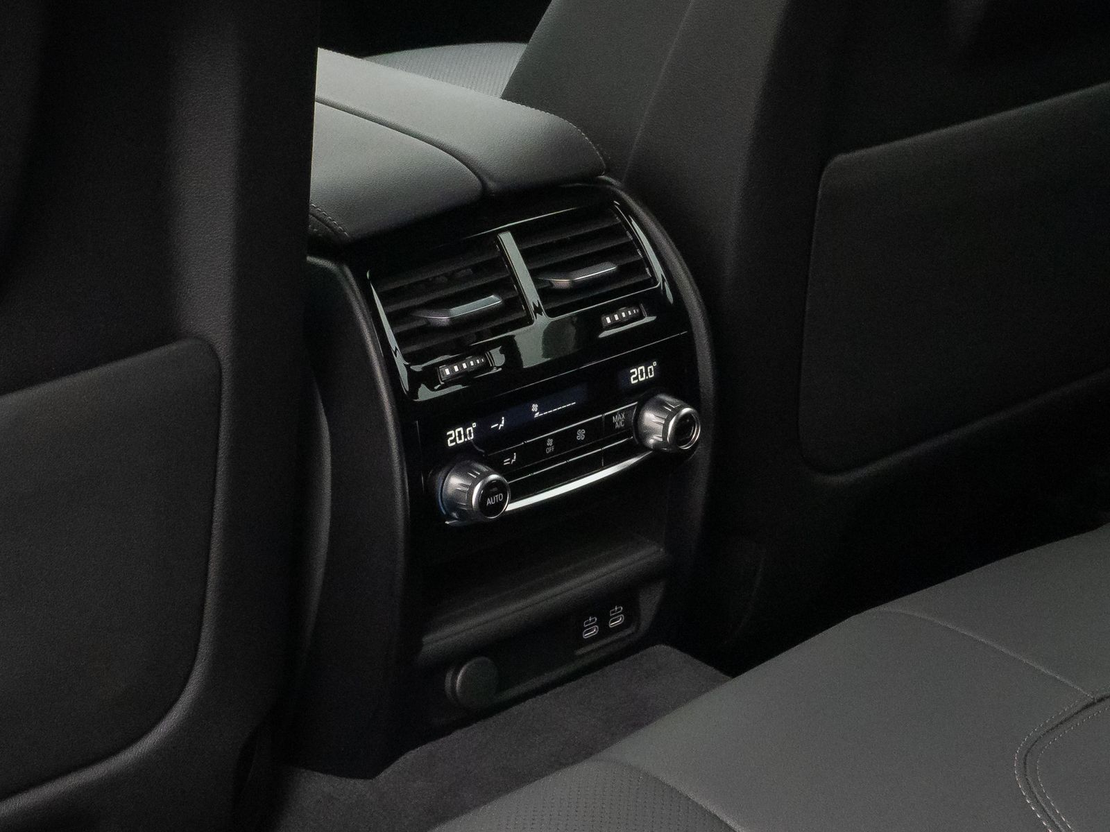 Fahrzeugabbildung BMW 530e xD M Sport Kamera Laser HUD DAB H/K Komfort