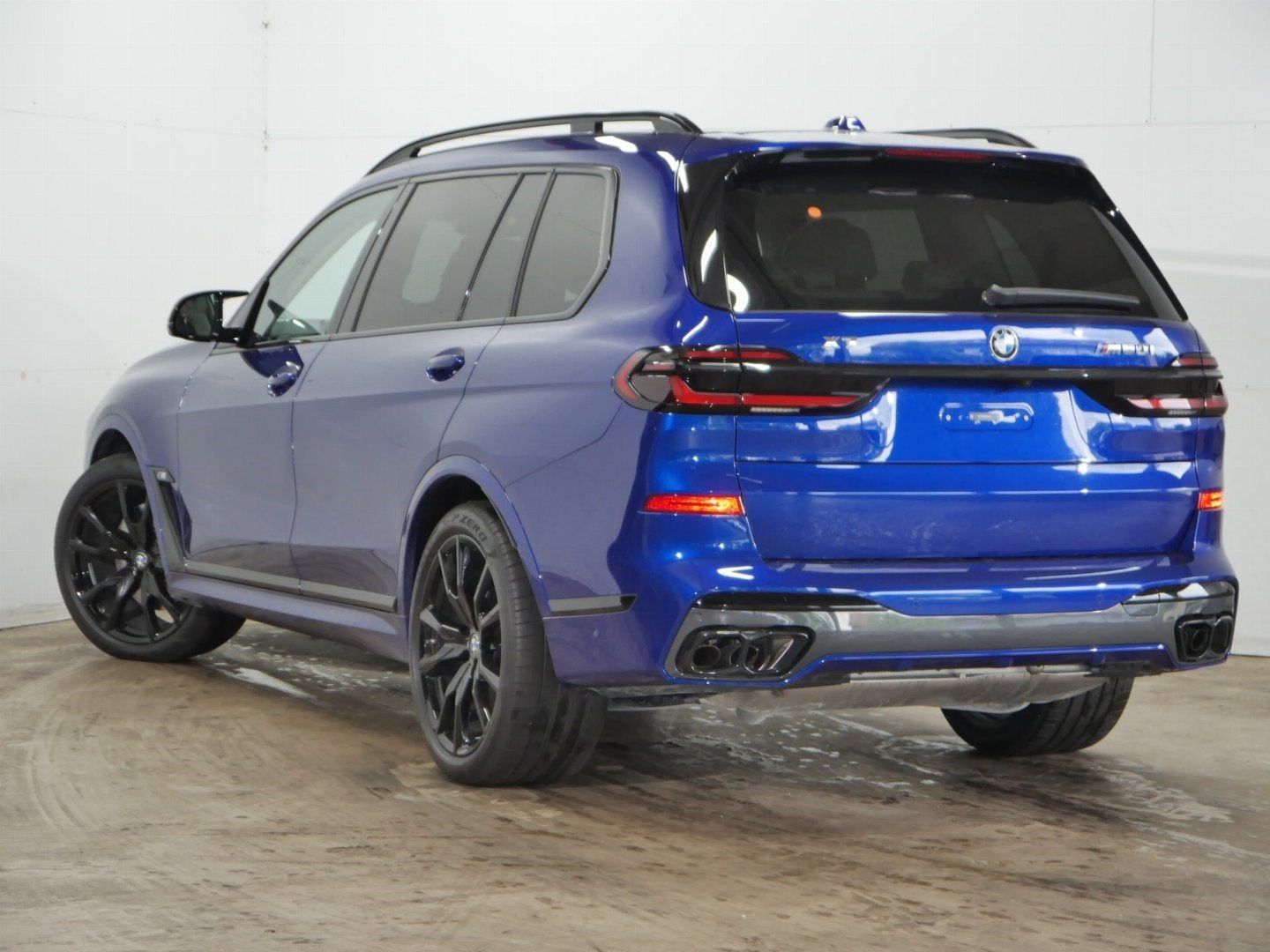 Fahrzeugabbildung BMW X7 M60i Panorama Glasdach Sky-Lounge | Sitzbelüf