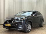Lexus NX 300 300h 1/2 Leder / Navigatie / Cruise / ECC - schwarze Lexus NX 300