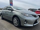 Toyota Auris Life+ 2.0 D-4D*NAVI*LED*R-CAM*ALU*EURO5* - Toyota Auris mit Diesel-Antrieb: 2.0