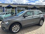 Volkswagen Tiguan 1.4TSI Trendline *Navi*PDCv+h*LED*BT/USB - : Geländewagen, Us