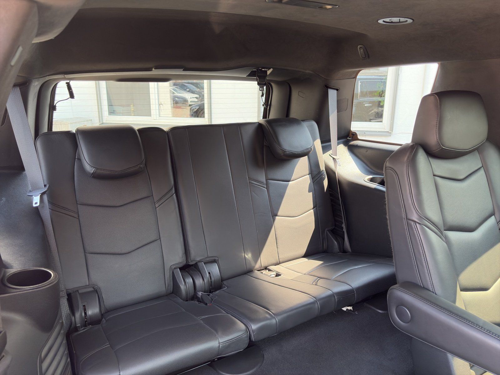 Fahrzeugabbildung Cadillac Escalade 6.2 V8 Platinum/GSD/BOSE/HUD/360°CAM/