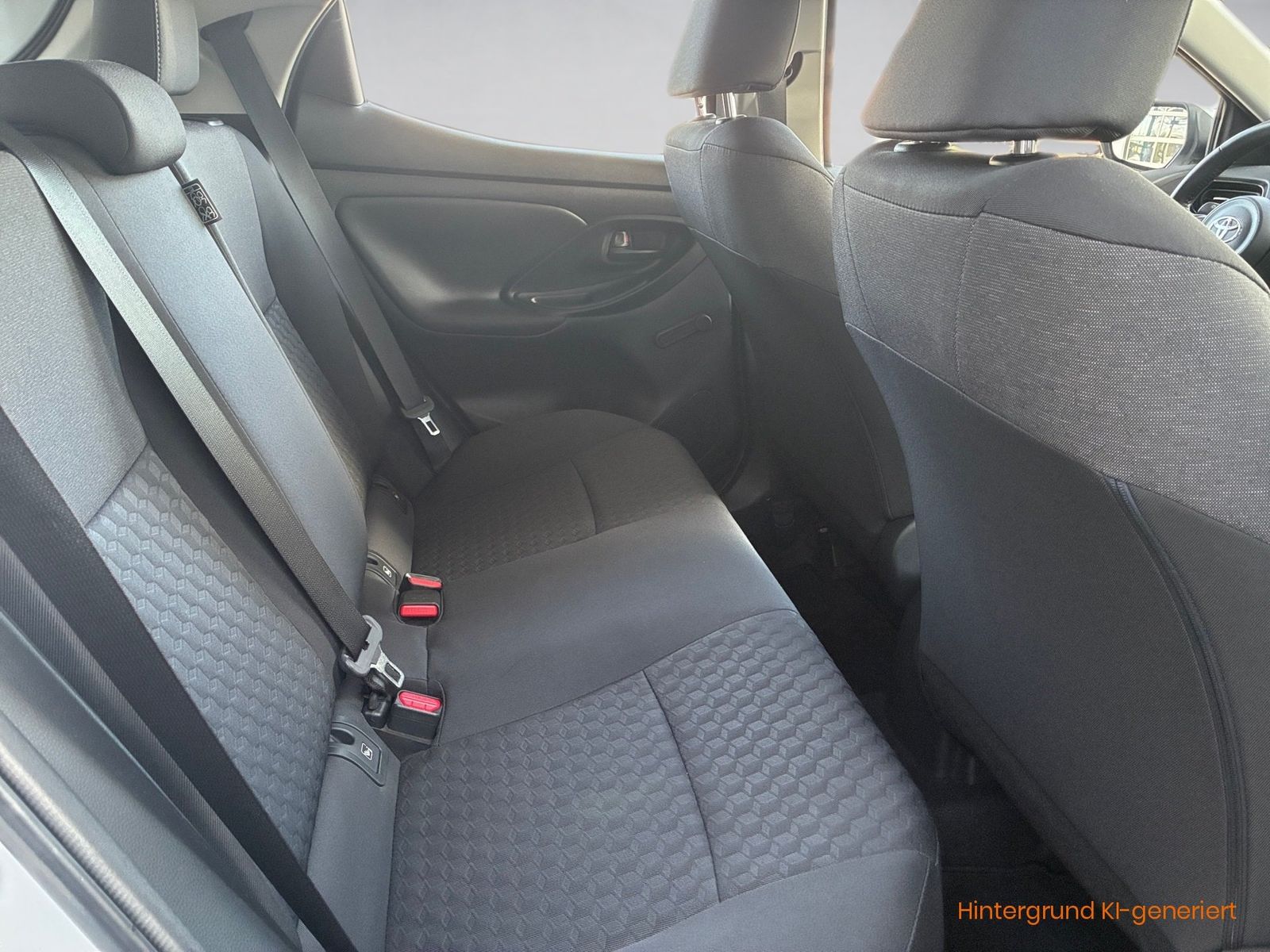 Fahrzeugabbildung Toyota Yaris 1.0 Comfort Kamera, ACC,SpurH
