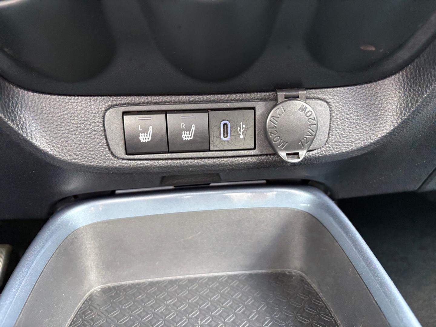 Toyota Aygo X Teamplayer *ACC*CarPlay*CAM*SHZ*Bi-Tone*, миниатюра 27