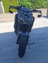 Kawasaki Z800 - KAWASAKI 800