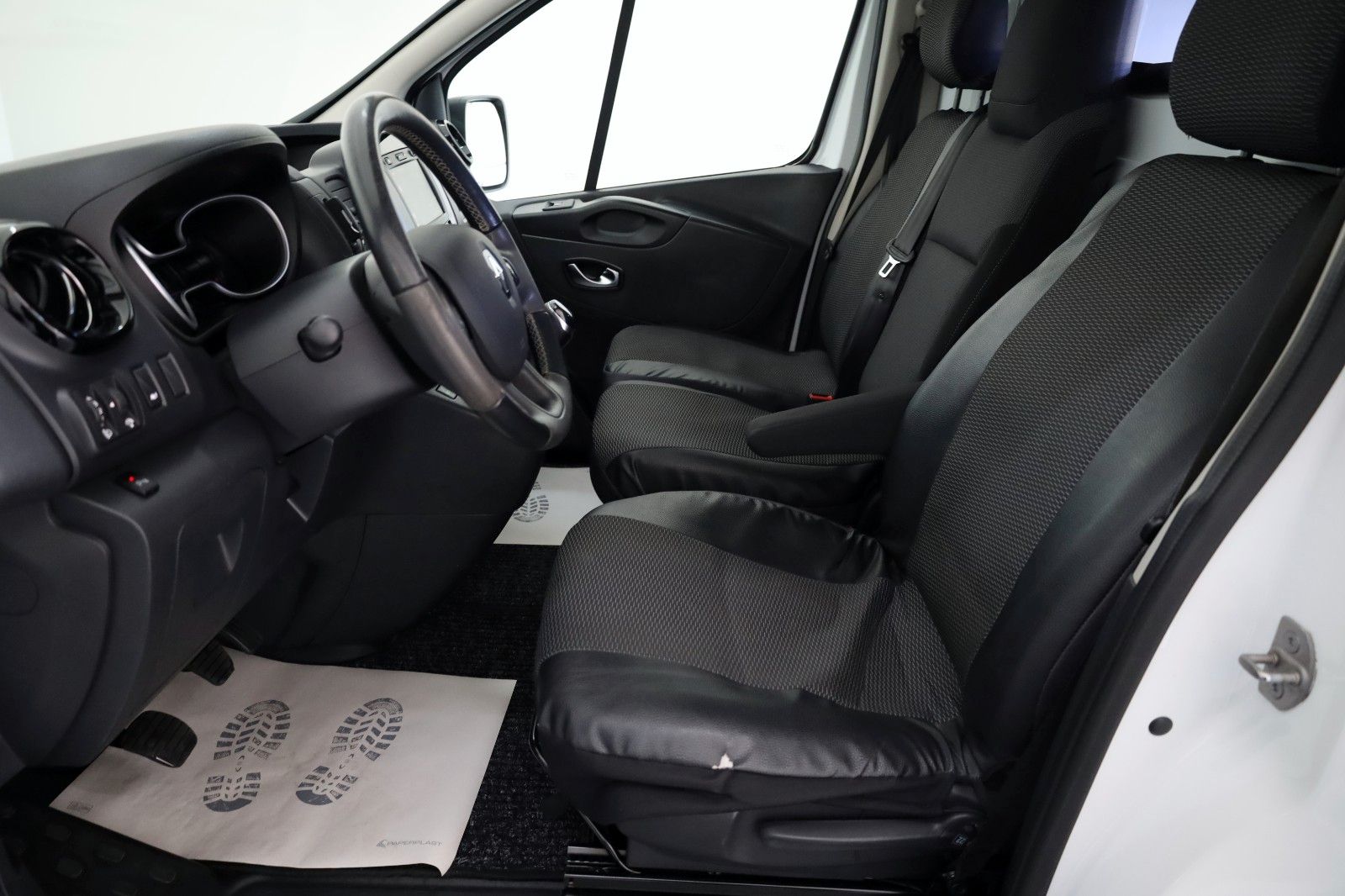 Fahrzeugabbildung Renault Trafic Kasten L2H1 3,0t Komfort Komfort Navi,Kam