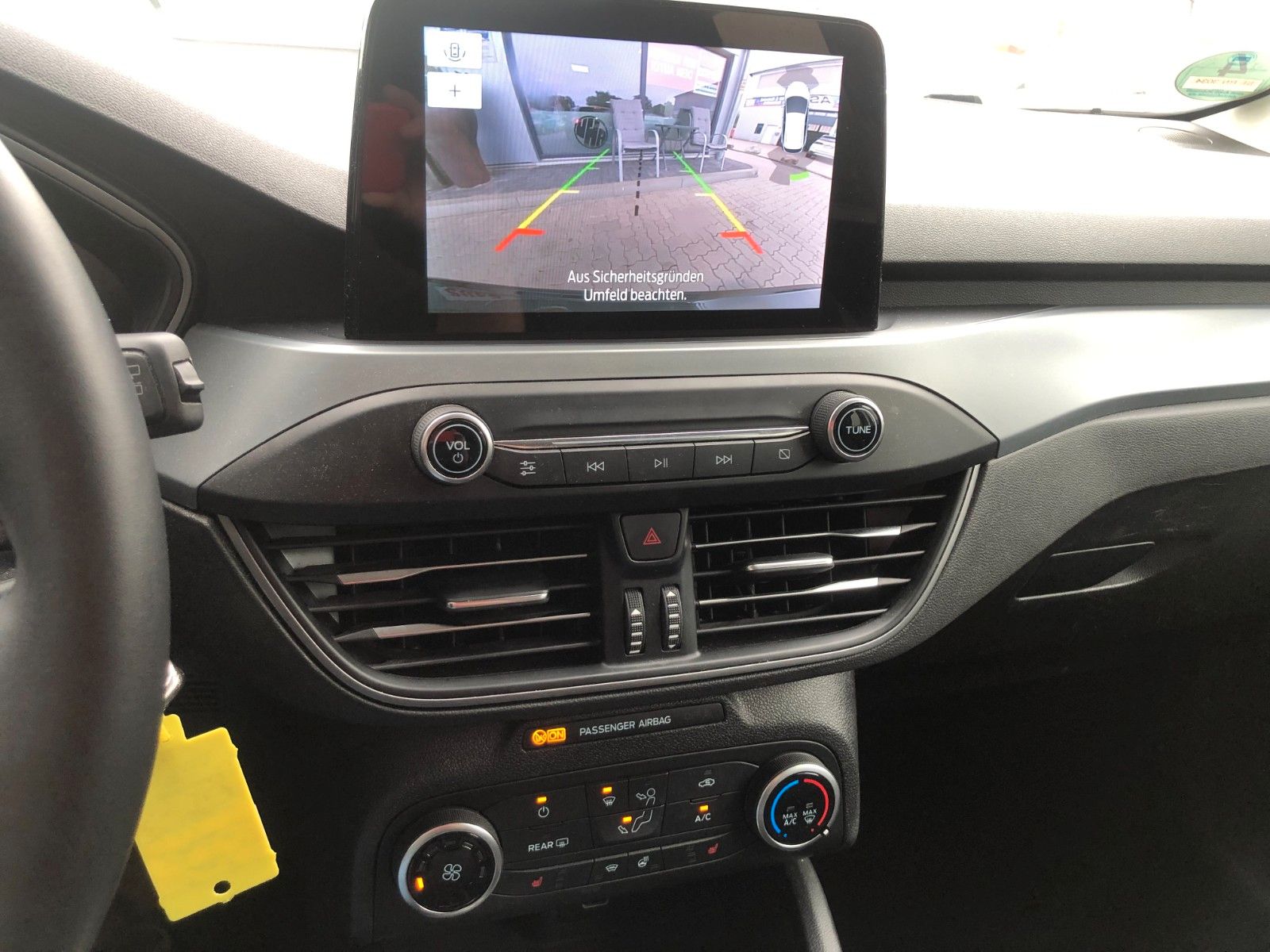 Fahrzeugabbildung Ford Focus Turnier Cool & Connect