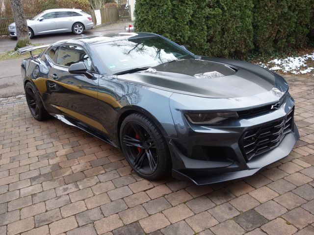 Chevrolet Camaro ZL1 6.2 l Kompressor 1LE-Paket Schalter