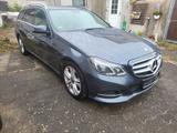 Mercedes-Benz E 220 CDI T AVANTGARDE