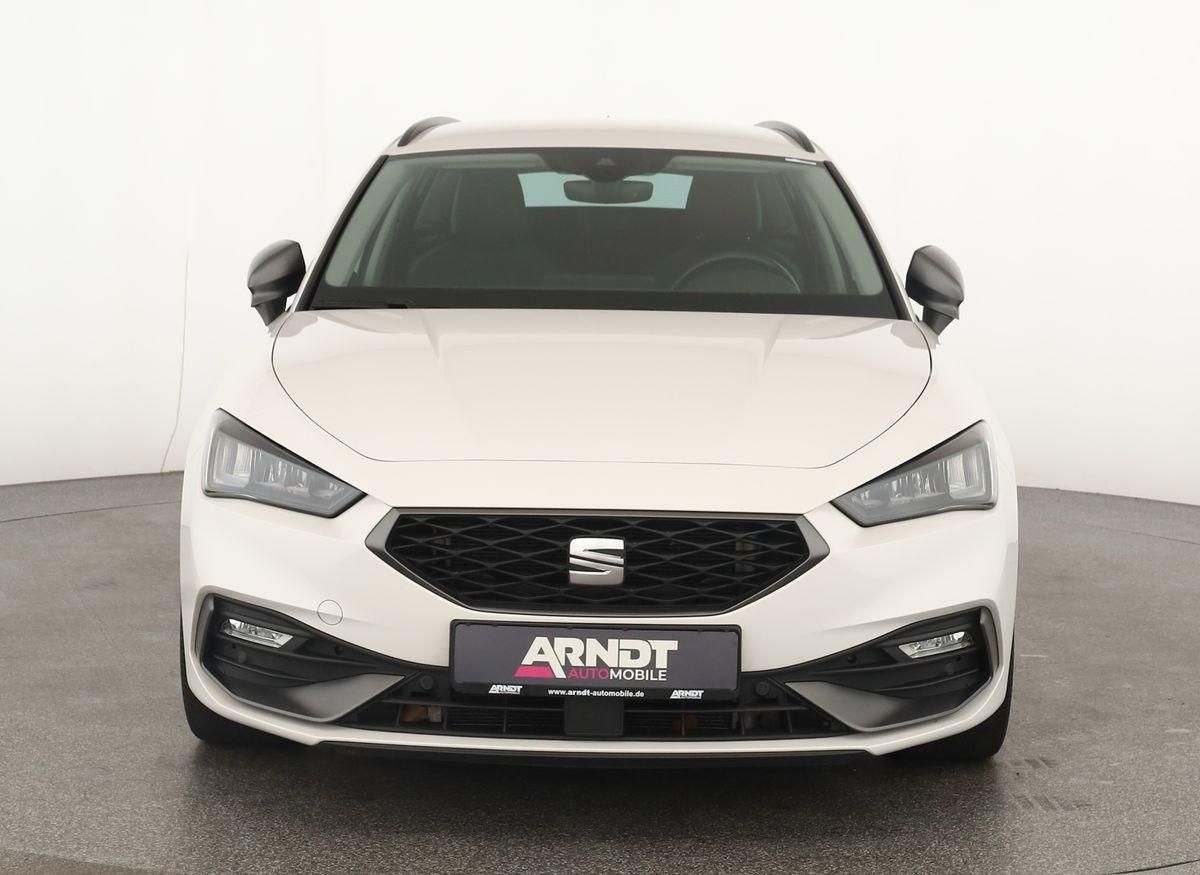 Seat Leon Sportstourer 2.0 TDI DSG FR LED Nav ACC Kam imagem 3