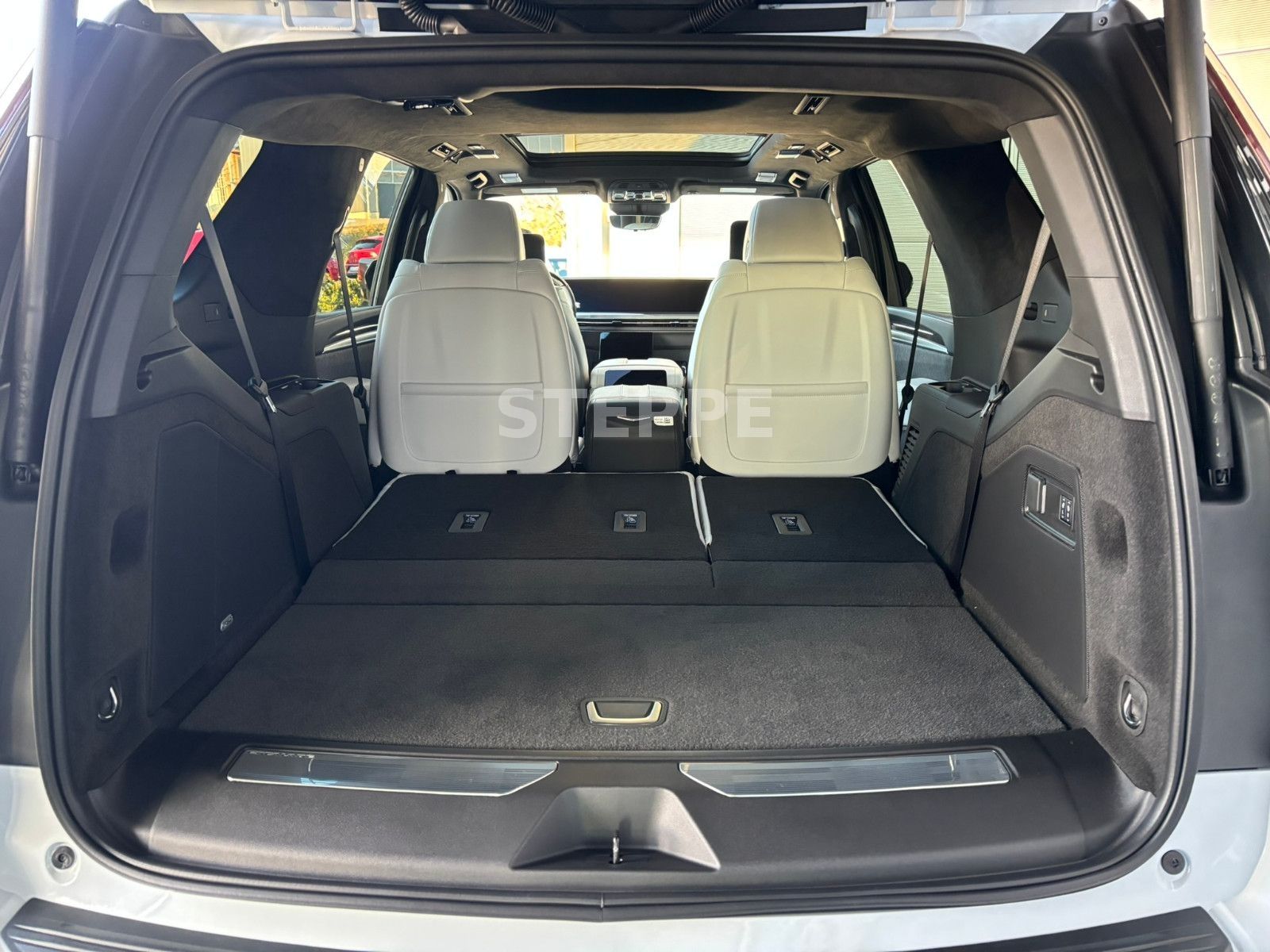 Cadillac Escalade MY26 V-Series 6.2 V8 Supercharged AWD