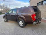Nissan Navara  Double Cab 4x4 - Nissan: Double Cab