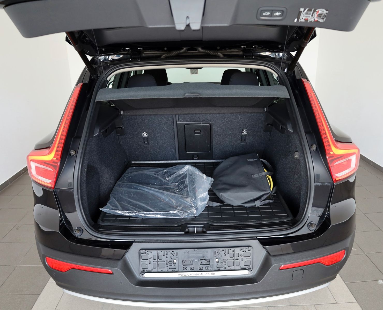 Fahrzeugabbildung Volvo XC40 Inscription Navi,LED,DAB,Kamera,ACC,AHK