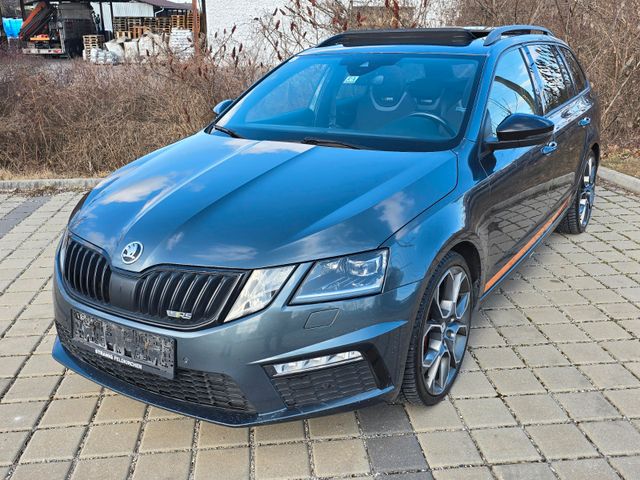 Skoda Octavia Combi RS 4x4 DSG*PANO*R-KAMERA*19-ZOLL*