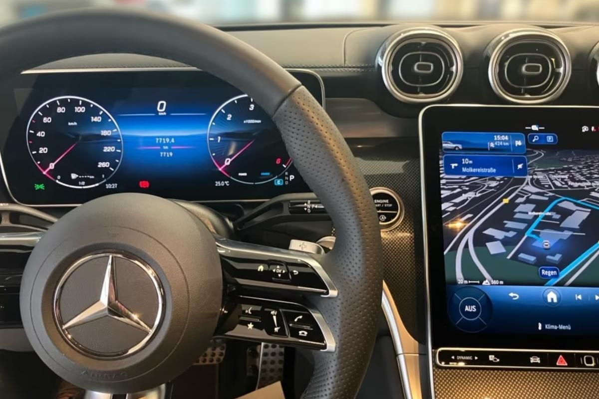 Mercedes-Benz MERCEDES GLC 220 d 4Matic Coupé Premium Plus imagem 3