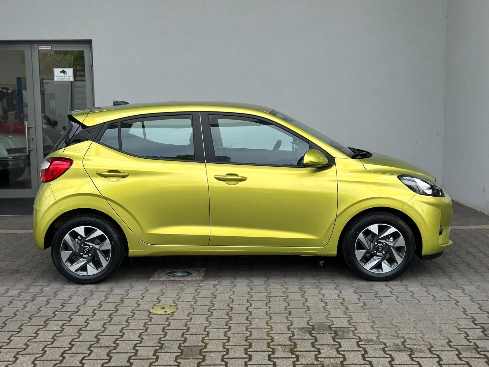 Fahrzeugabbildung Hyundai i10 Trend 1.2l 84PS Komfortpaket Navi/SHZ!