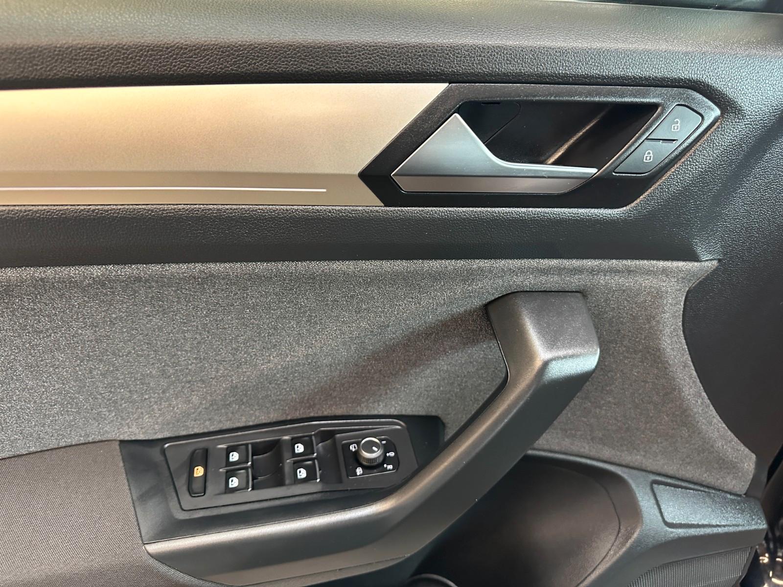 Volkswagen T-Cross *R-Line*AHK*Navi*Virtuel*VOLL*, миниатюра 27