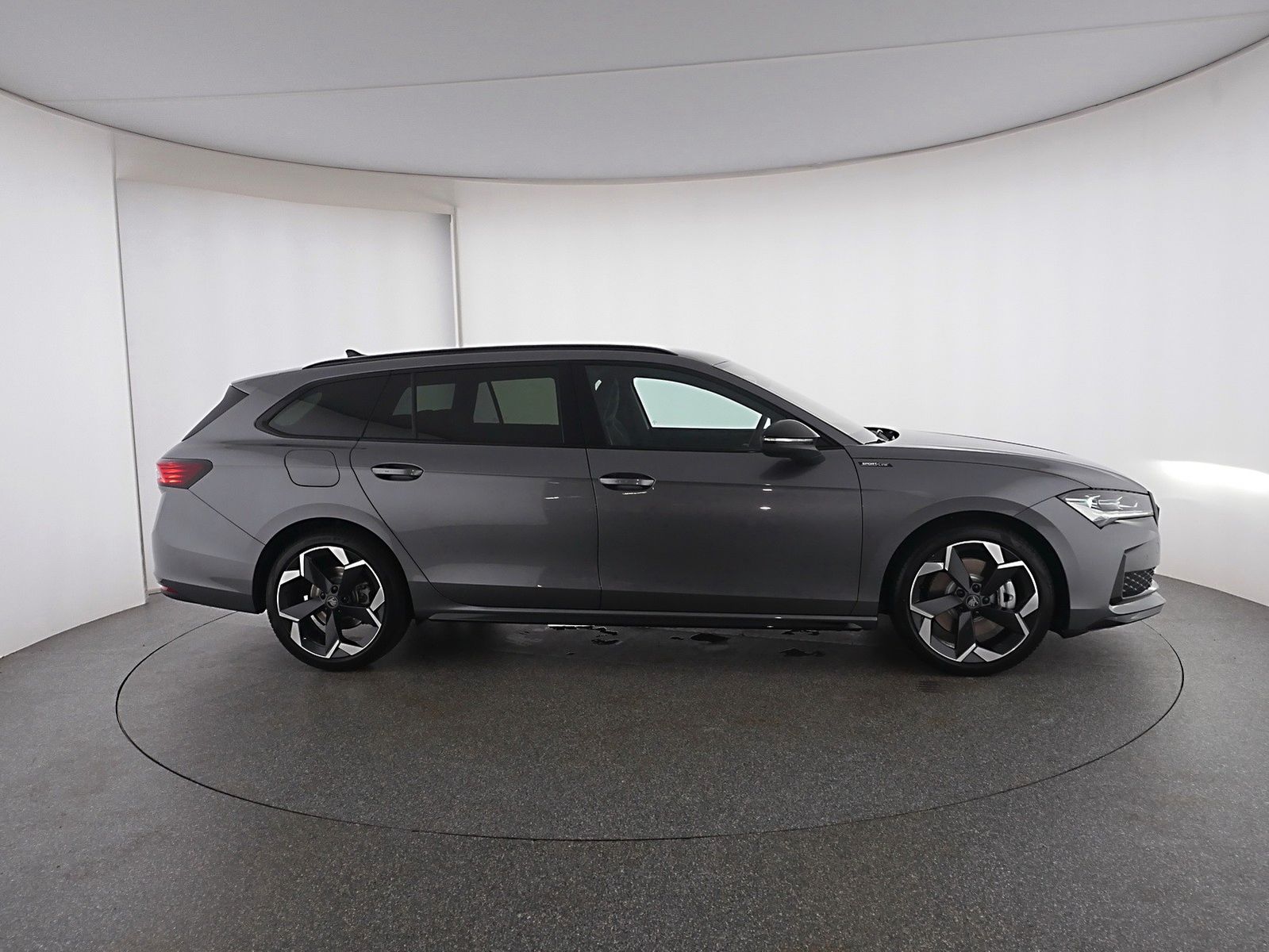 Skoda Superb - Bild 8