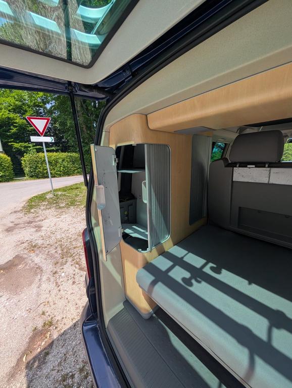 Volkswagen T5 California