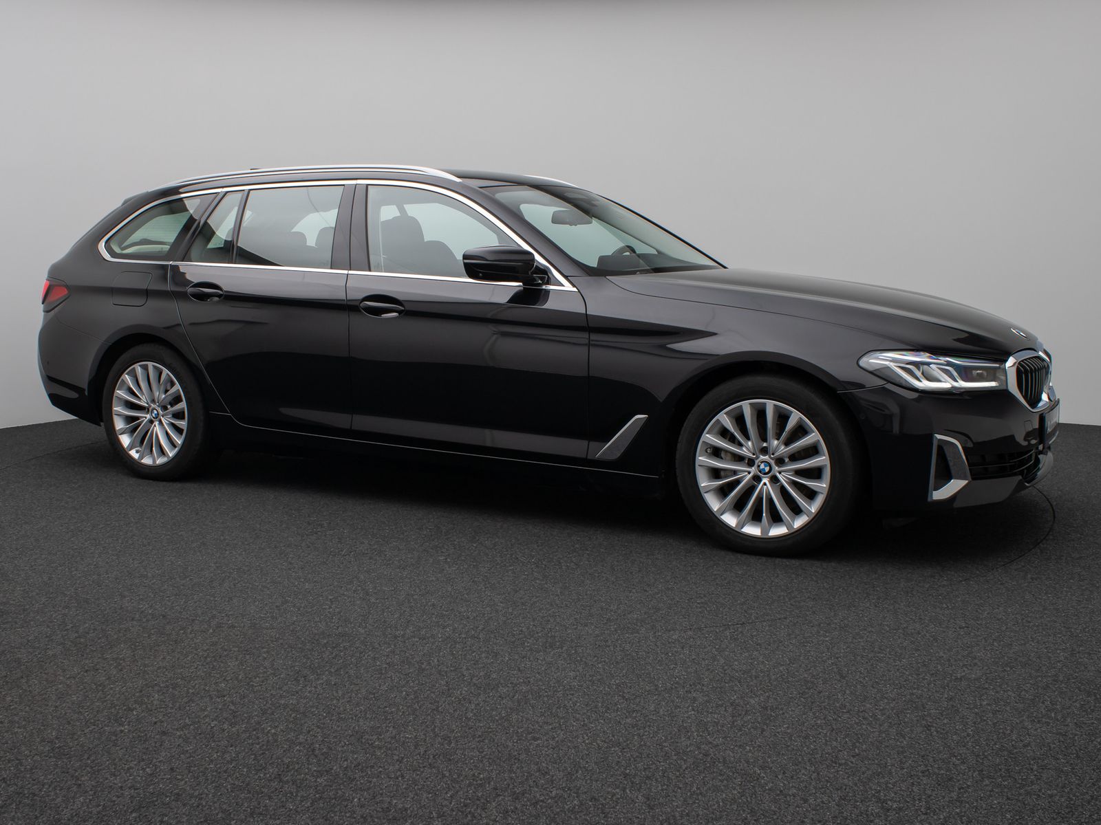 Fahrzeugabbildung BMW 540d xD Luxury Line Laser 360°HUD DAB HiFi AHK