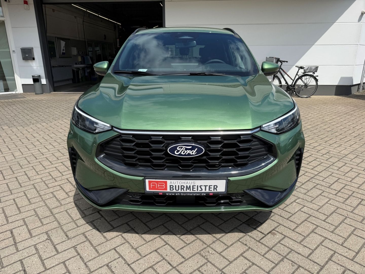 Fahrzeugabbildung Ford Kuga ST-Line Sport 5J AHK Navi Digi Co LED CarPl