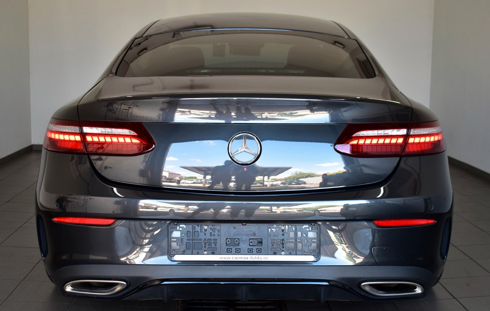 Fahrzeugabbildung Mercedes-Benz E450 4M Coupe AMG Line Leder,Navi,LED,Burmester