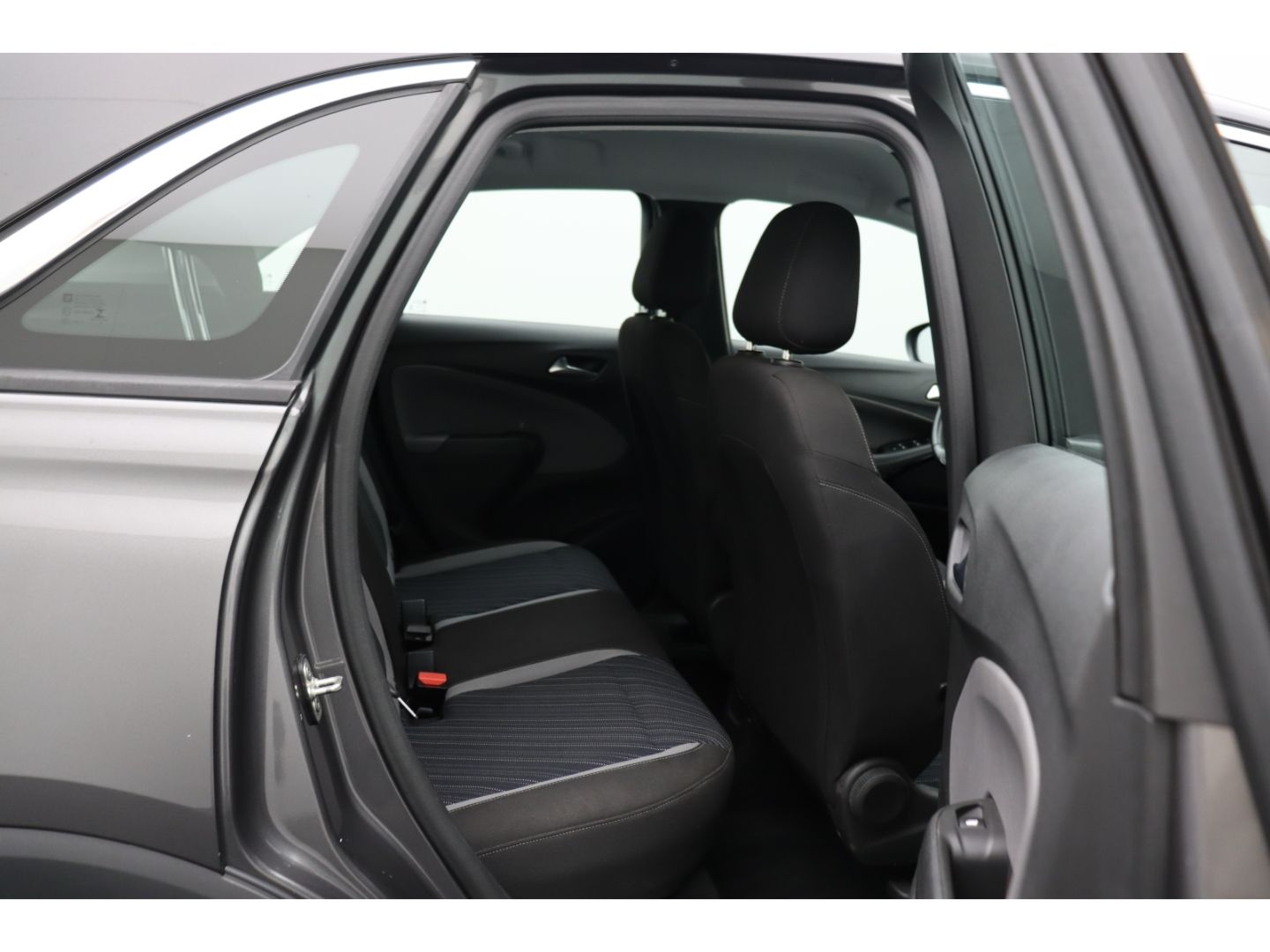Fahrzeugabbildung Opel Crossland 1.2 Basis Totwinkelass. Kamera AppleCP