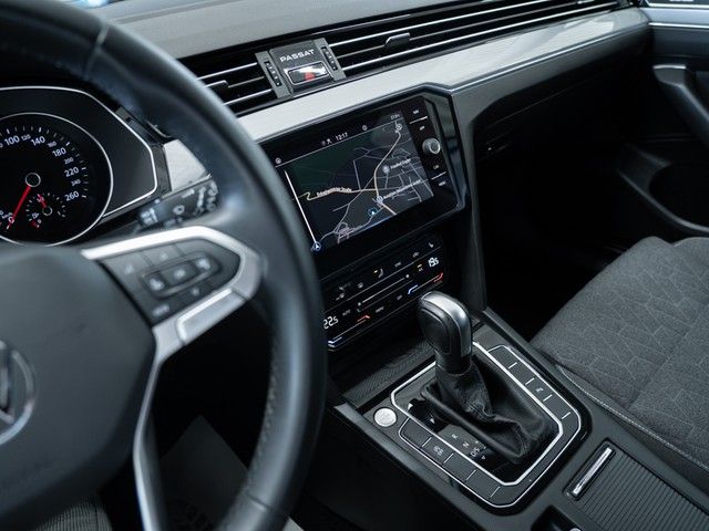 Passat Variant Business TSI DSG AHK Soundsystem