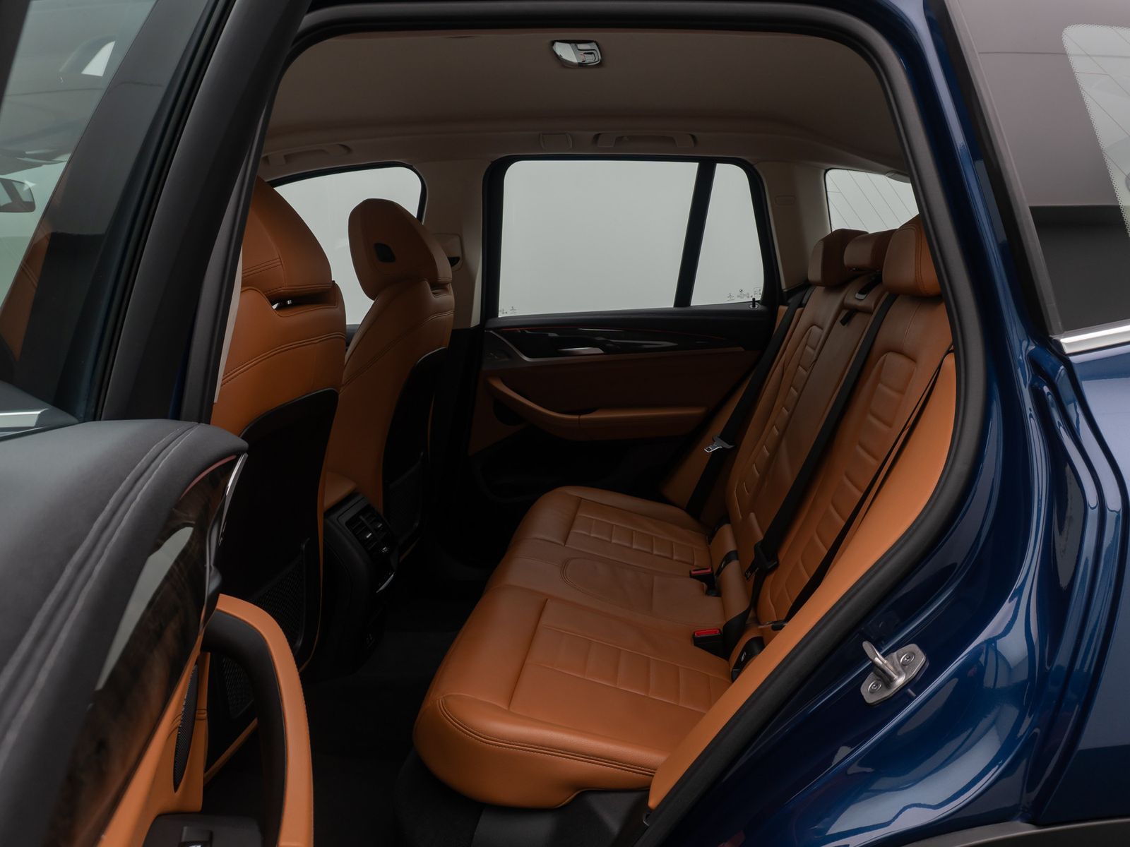 Fahrzeugabbildung BMW X3 xD20d LuxuryLine Alarm DAB Sport Leder 19Zoll