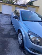 Opel Zu verkaufen: Opel Astra (Baujahr 2008) - Opel Astra: Verkaufen