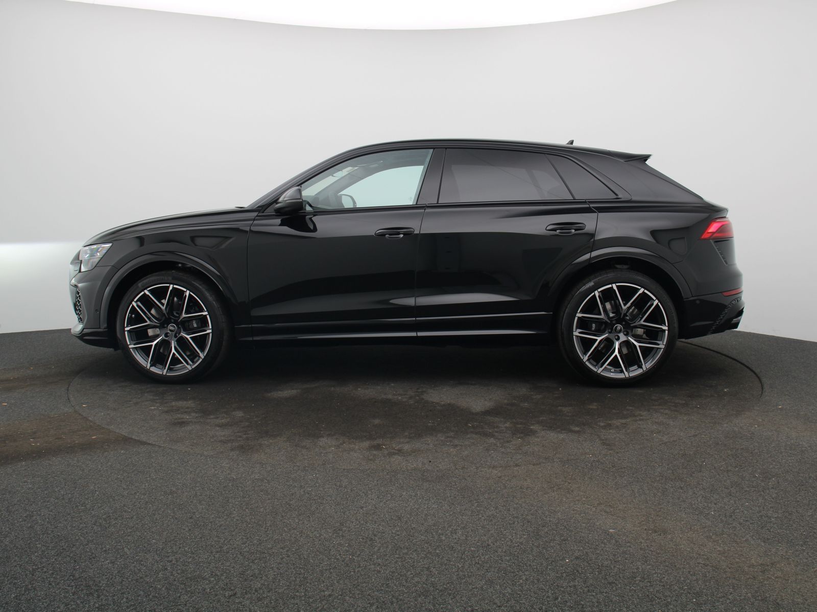 Audi RSQ8 - Bild 3