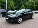 Volkswagen Golf*Team*PDC*Tempomat*AHK*SHZ*Klima - Volkswagen Golf aus 2010: Team