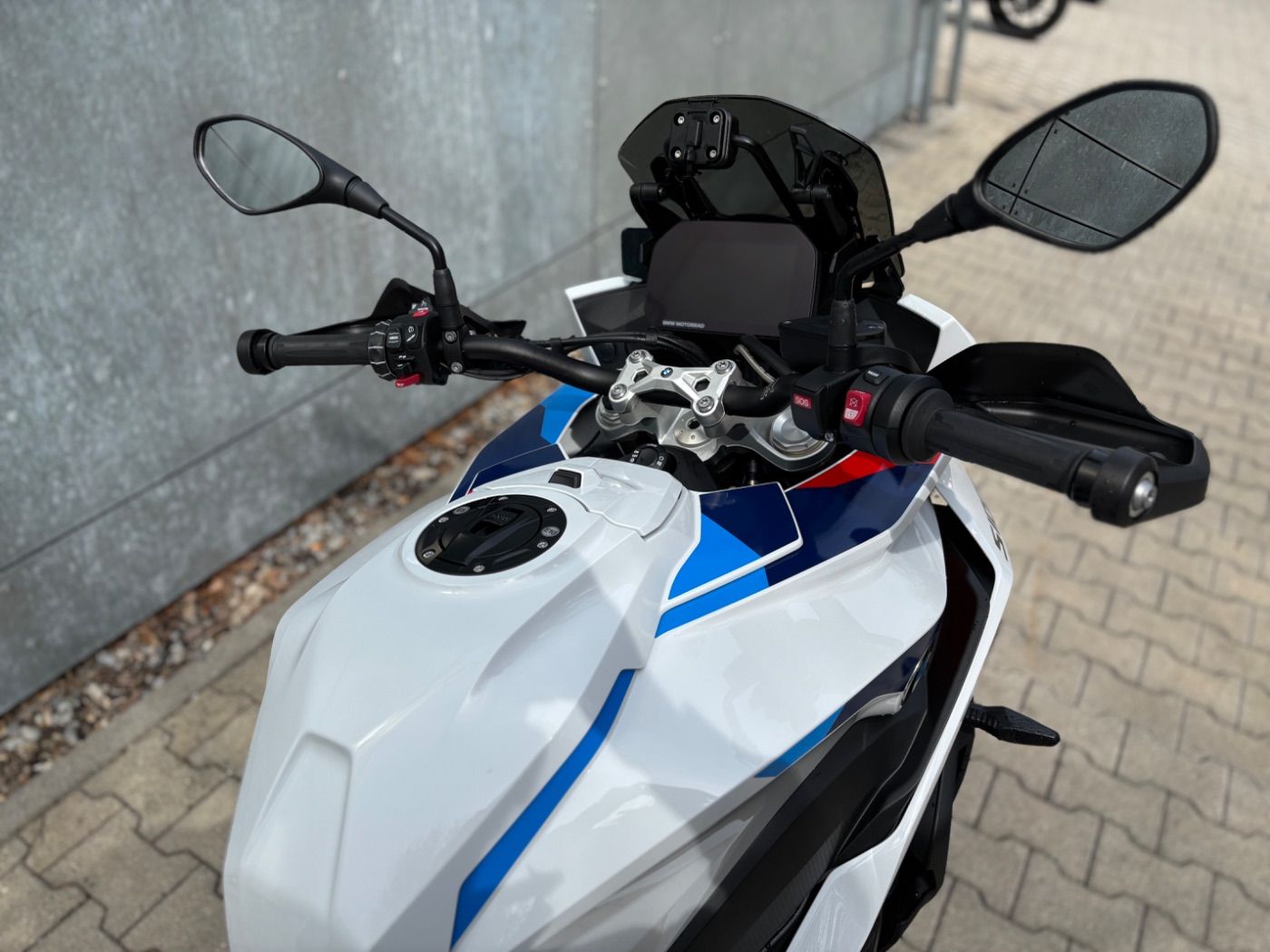 Fahrzeugabbildung BMW S 1000 XR M Paket, Schmiederäder Modell 2025