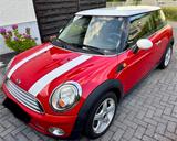MINI Mini Cooper MF31 01 chili red, Rennstreifen weiß - MINI Cooper in Bonn