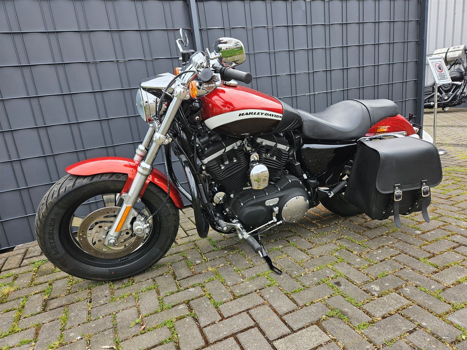 Fahrzeugabbildung Harley-Davidson Sportster XL 1200CA