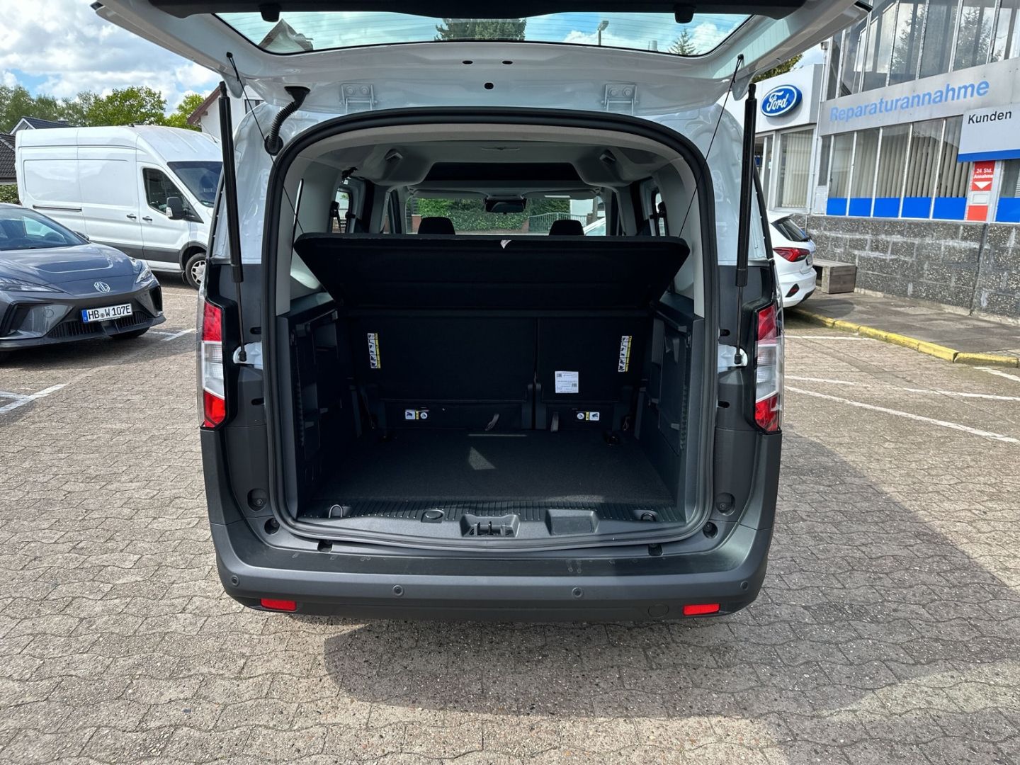 Ford Tourneo Courier - Bild 8