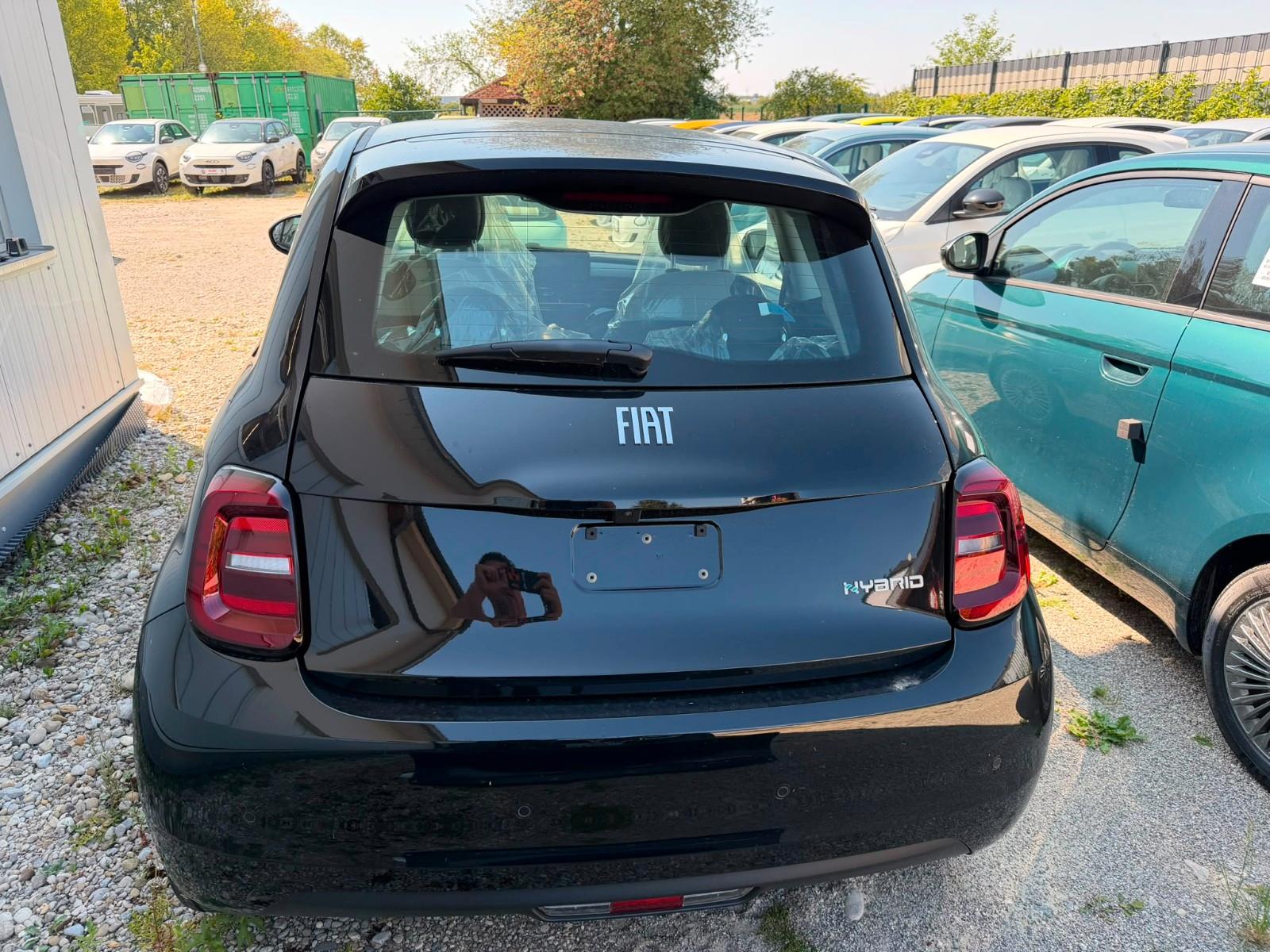 Fiat 500 1.0 Hybrid FireFly 48 kW Icon + Komfortpaket