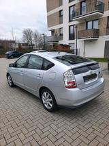 Toyota Prius 1,5 / Automatik / TÜV Neu - gebrauchte Toyota Prius aus dem Jahr 2007