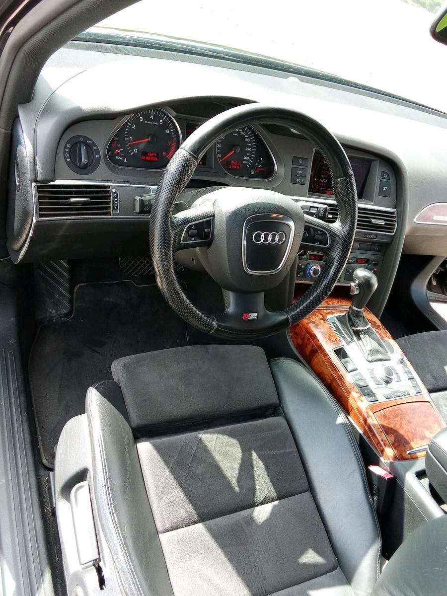 Audi Quattro 2005 — photo 5