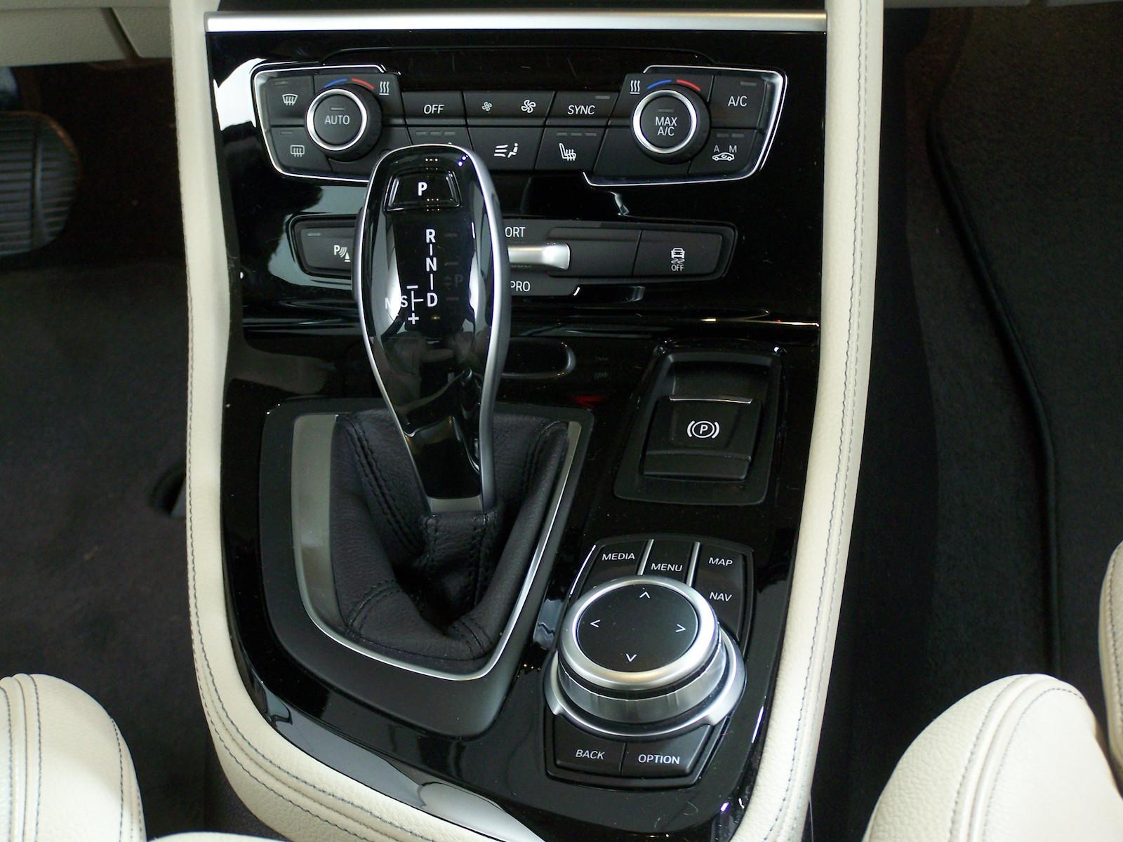BMW Active Luxury Line AUTOM LEDER+NAVI, миниатюра 10