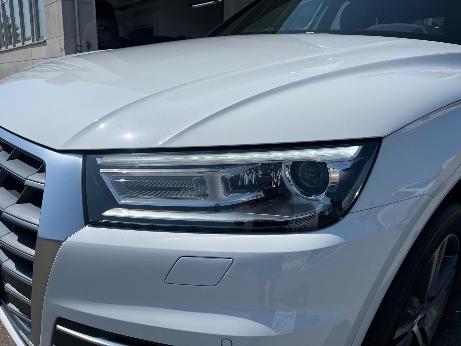 Audi Q5 quattro sport *AHK*PDC PLUS*NAVI*SHZ*20 LM*
