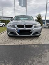 BMW 320I E90 - BMW 320: E90