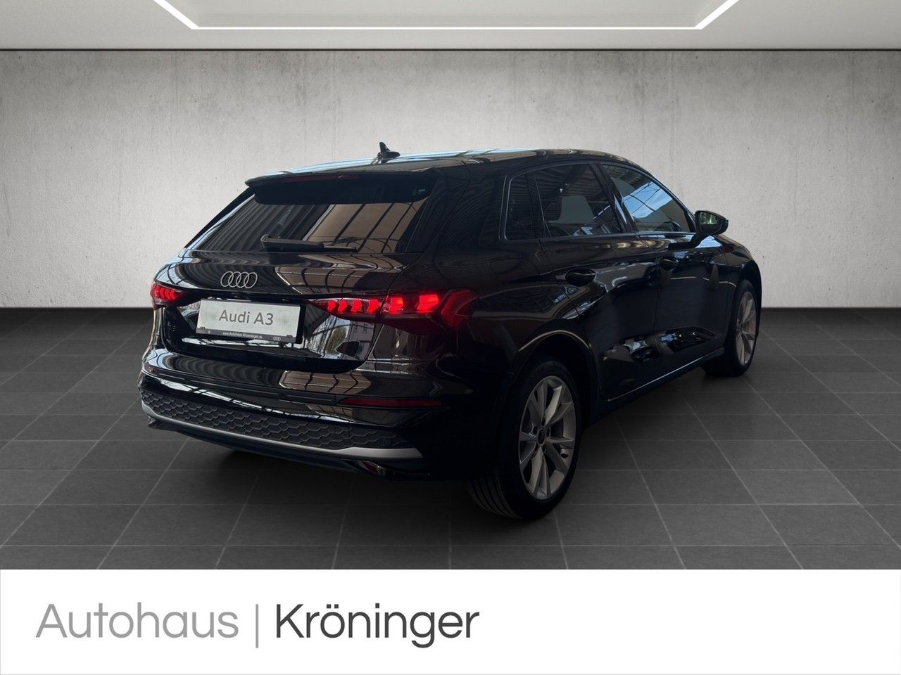 Audi A3 Sportback TFSI e advanced S Tronic ACC Navi imagem 2