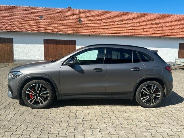 MERCEDES-BENZ GLA 45 AMG Mercedes-AMG GLA 45 4MATIC+ DCT M...