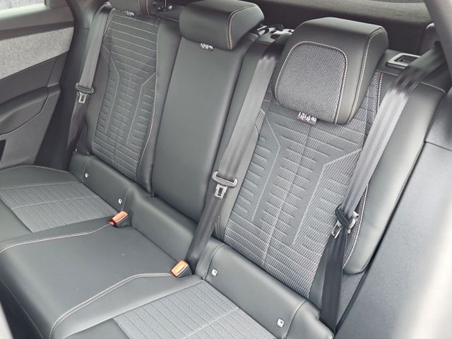 Peugeot 3008 1.2 145 Allure 360+Kam.+KeyLess+LED+Navi