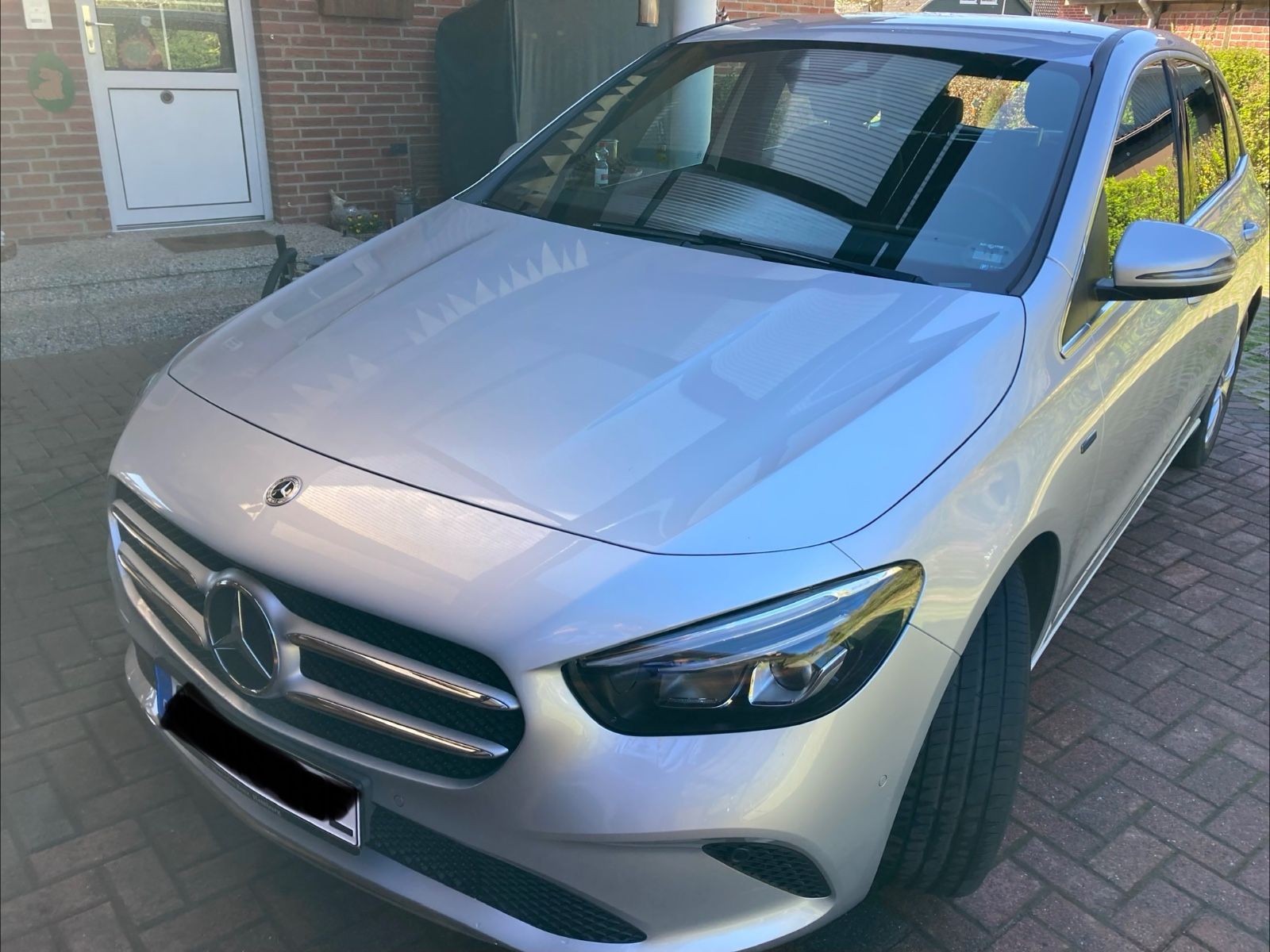 MERCEDES-BENZ B 250 e DCT -