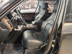 Fahrzeugabbildung Land Rover Range Rover 3,0 TDV6 (360"/SI-BELÜF/DAB/MERIDIAN