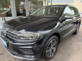 Volkswagen Tiguan Allspace Highline 4Motion / 1. Hand - VW Tiguan Allspace Gebrauchtwagen in München
