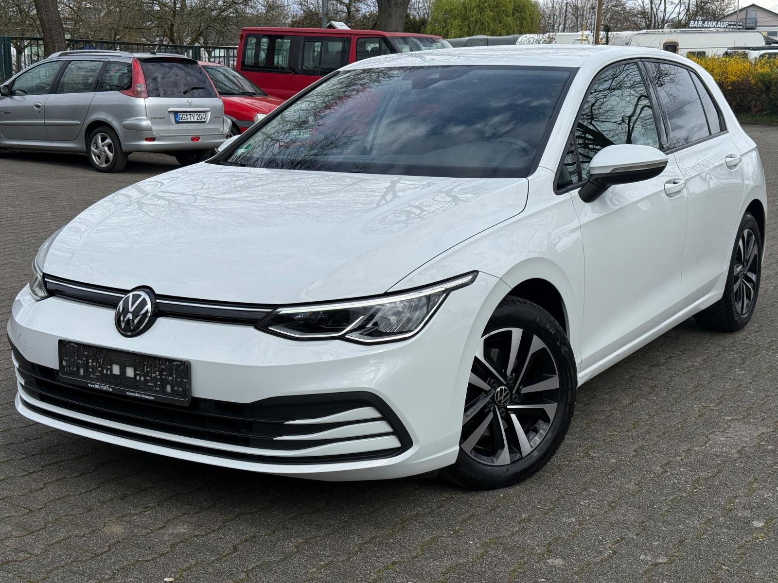 Volkswagen Golf VIII 2.0 TDI United*NAVI*SHZ*LED*AHK*LHZG*